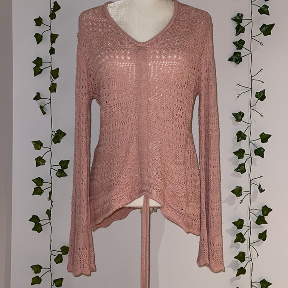 Woman's Amazon Pink Crochet Long Sleeve Sweater M - Picture 9 of 10